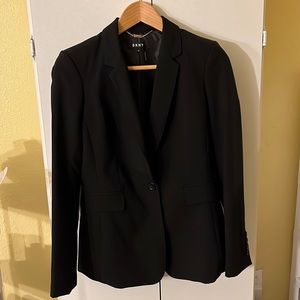 Blazer , black color, 6P or Small size DKNY